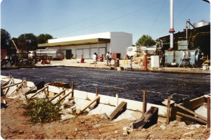 39 Service building  floor  Dec. 1981